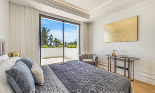 Villas modernes de style avant-gardiste à vendre sur le prestigieux Golden Mile de Marbella 69690 
