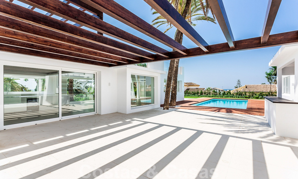 Villa moderne avec vue sur la mer à deux pas des belles plages à vendre à Marbella Est 36453