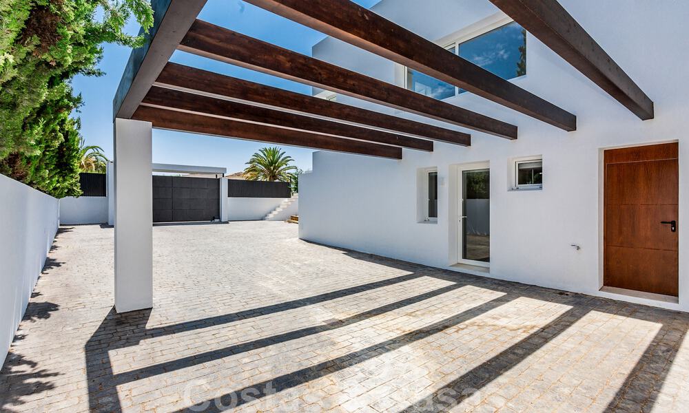 Villa moderne avec vue sur la mer à deux pas des belles plages à vendre à Marbella Est 36457