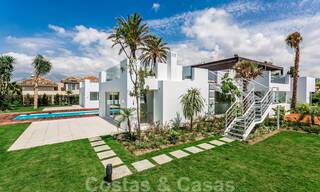 Villa moderne avec vue sur la mer à deux pas des belles plages à vendre à Marbella Est 36465 