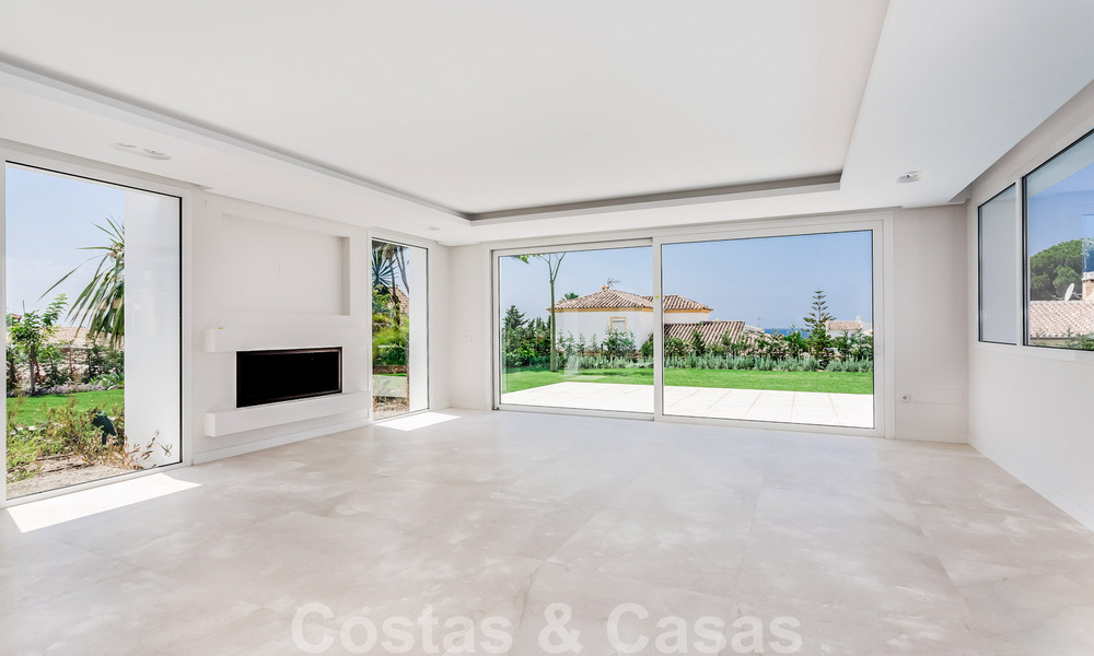 Villa moderne avec vue sur la mer à deux pas des belles plages à vendre à Marbella Est 36471