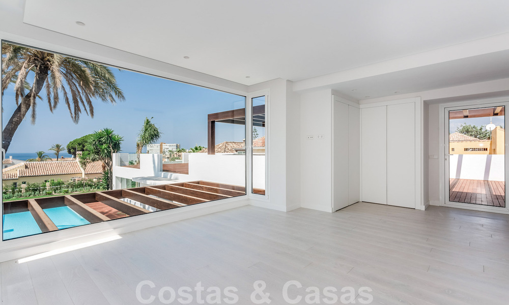 Villa moderne avec vue sur la mer à deux pas des belles plages à vendre à Marbella Est 36483