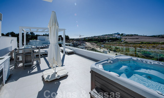 Prêt à emménager, spacieux penthouse au design moderne à vendre dans une résidence de luxe à Marbella - Estepona 36969 