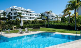 Prêt à emménager, spacieux penthouse au design moderne à vendre dans une résidence de luxe à Marbella - Estepona 36995 