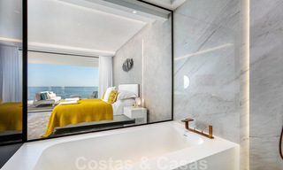 Appartement de luxe moderne et élégant, en première ligne de plage à vendre sur le nouveau Golden Mile, entre Marbella et Estepona 36941 