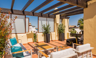Penthouse contemporain rénové en première ligne de plage à vendre avec 4 chambres et une vue imprenable sur la nouvelle Golden Mile entre Marbella et Estepona 36928 