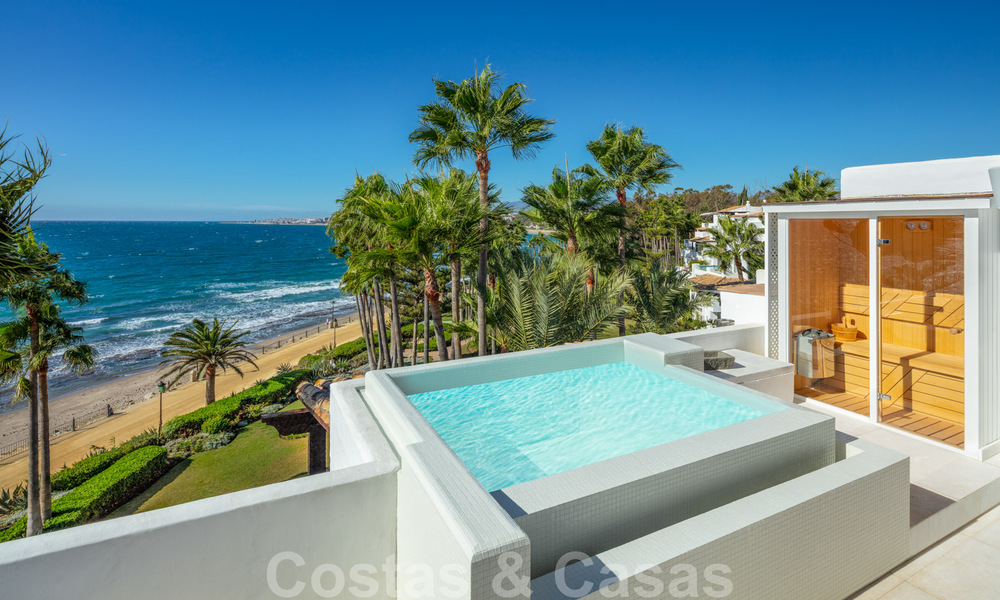 Appartement Penthouse de luxe en première ligne de plage avec vue imprenable sur la mer à vendre à Puente Romano à Marbella 37336