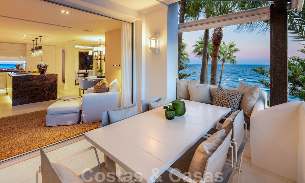 Appartement Penthouse de luxe en première ligne de plage avec vue imprenable sur la mer à vendre à Puente Romano à Marbella 37353