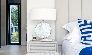 Villa à vendre entièrement rénovée dans un style méditerranéen contemporain sur le Golden Mile à Marbella 37377 