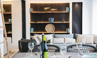 Villa à vendre entièrement rénovée dans un style méditerranéen contemporain sur le Golden Mile à Marbella 37380 