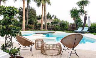 Villa à vendre entièrement rénovée dans un style méditerranéen contemporain sur le Golden Mile à Marbella 37382 