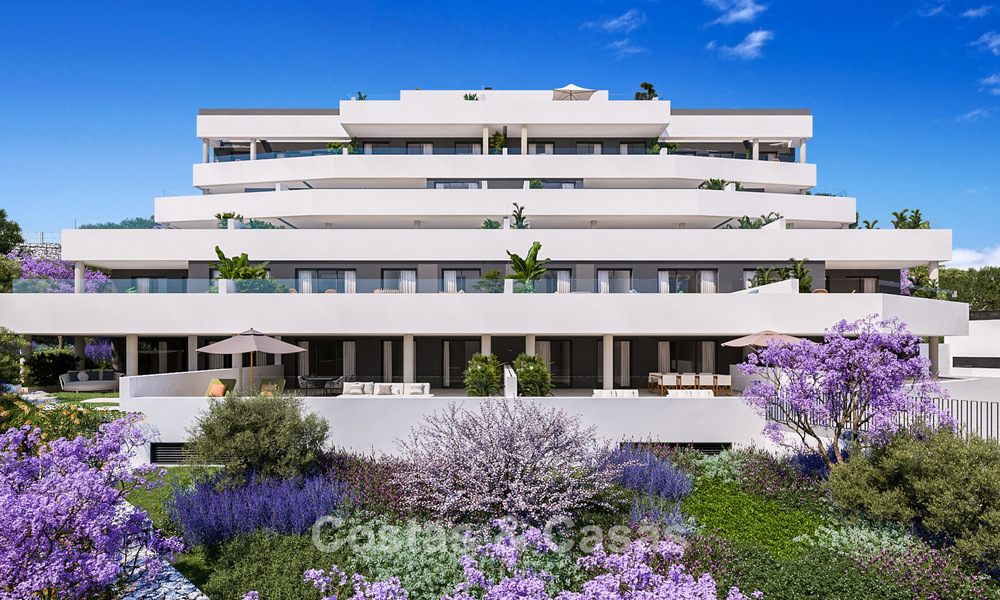 Nouveau projet de design contemporain comprenant des appartements de luxe à vendre avec une vue imprenable sur la mer à East Marbella 800518
