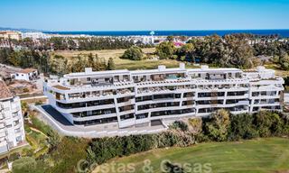 Première ligne de Golf, appartements modernes et luxueux à vendre, à distance de marche des commodités de Guadalmina et San Pedro à Marbella 37408 