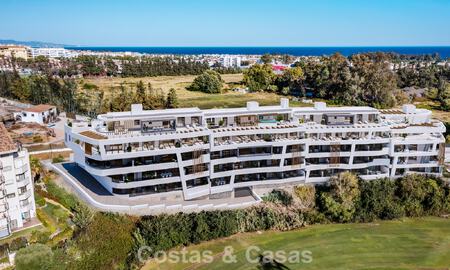 Première ligne de Golf, appartements modernes et luxueux à vendre, à distance de marche des commodités de Guadalmina et San Pedro à Marbella 806665