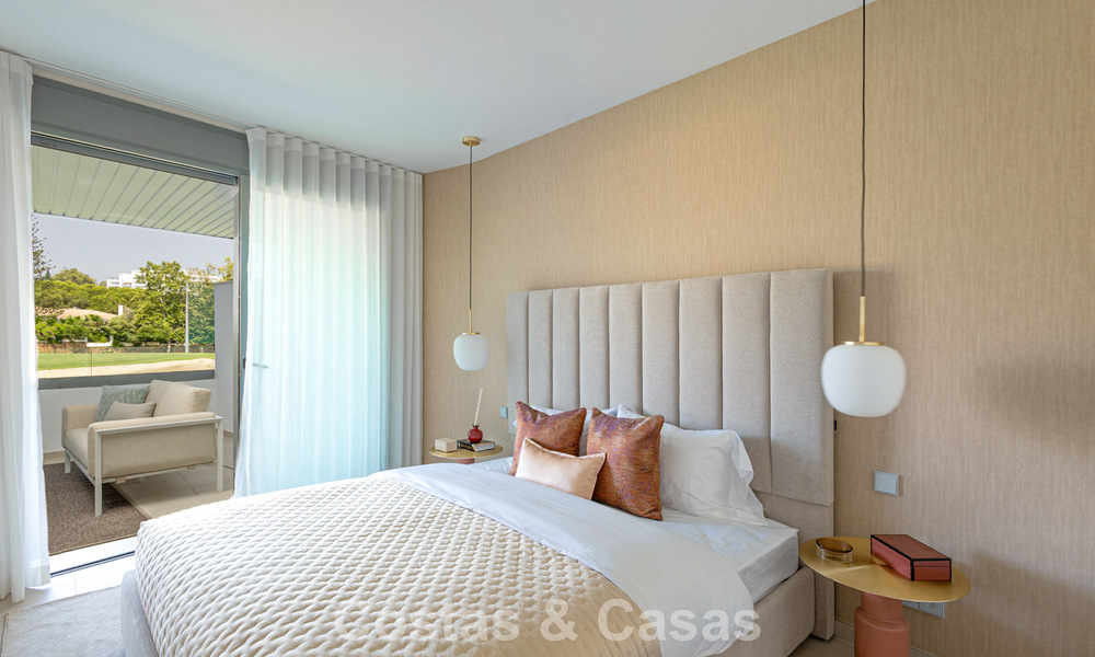 Première ligne de Golf, appartements modernes et luxueux à vendre, à distance de marche des commodités de Guadalmina et San Pedro à Marbella 806674