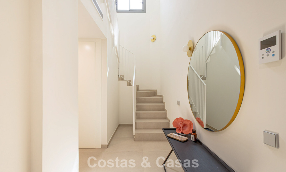 Première ligne de Golf, appartements modernes et luxueux à vendre, à distance de marche des commodités de Guadalmina et San Pedro à Marbella 806675