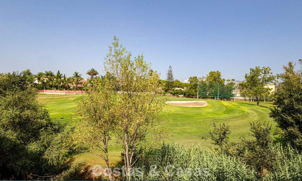Première ligne de Golf, appartements modernes et luxueux à vendre, à distance de marche des commodités de Guadalmina et San Pedro à Marbella 806683