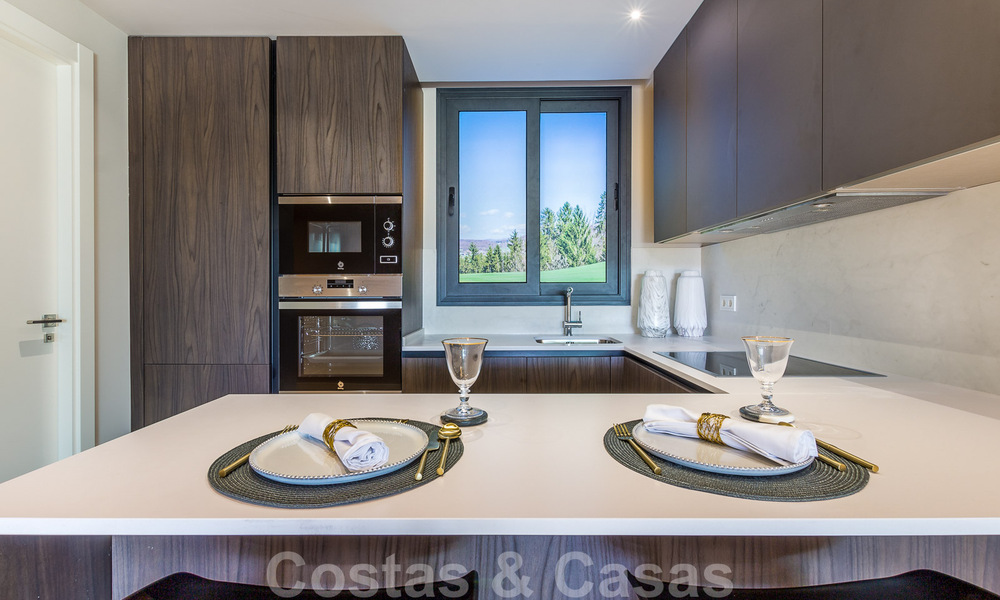 Nouvelle promotion d'appartements de luxe à vendre offrant des vues panoramiques sur la mer et un terrain de golf à Estepona 37412