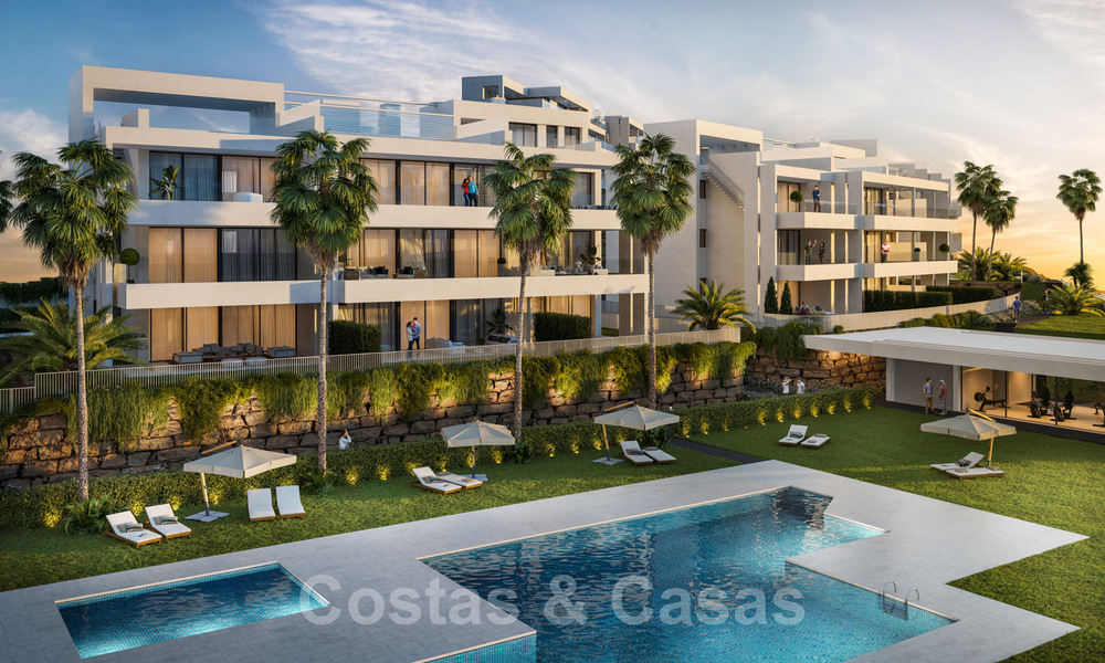Nouvelle promotion d'appartements de luxe à vendre offrant des vues panoramiques sur la mer et un terrain de golf à Estepona 38002