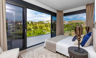 Prêt à emménager, villa moderne de luxe à vendre, première ligne de golf à Benahavis - Marbella 37646 