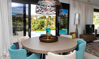 Prêt à emménager, villa moderne de luxe à vendre, première ligne de golf à Benahavis - Marbella 37660 