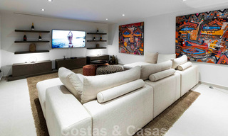 Prêt à emménager, villa moderne de luxe à vendre, première ligne de golf à Benahavis - Marbella 37667 