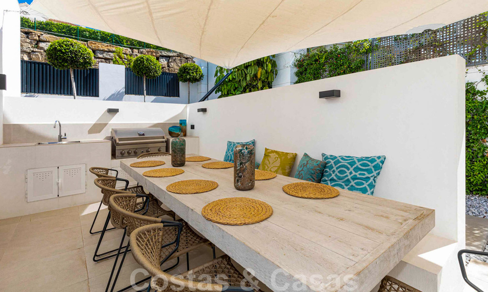 Prêt à emménager, villa moderne de luxe à vendre, première ligne de golf à Benahavis - Marbella 37671