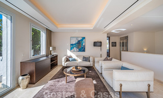 Penthouse de luxe contemporain remis à neuf en front de mer à vendre sur le Golden Mile à Marbella 37691 