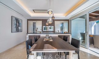 Penthouse de luxe contemporain remis à neuf en front de mer à vendre sur le Golden Mile à Marbella 37693 