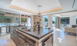 Penthouse de luxe contemporain remis à neuf en front de mer à vendre sur le Golden Mile à Marbella 37695 