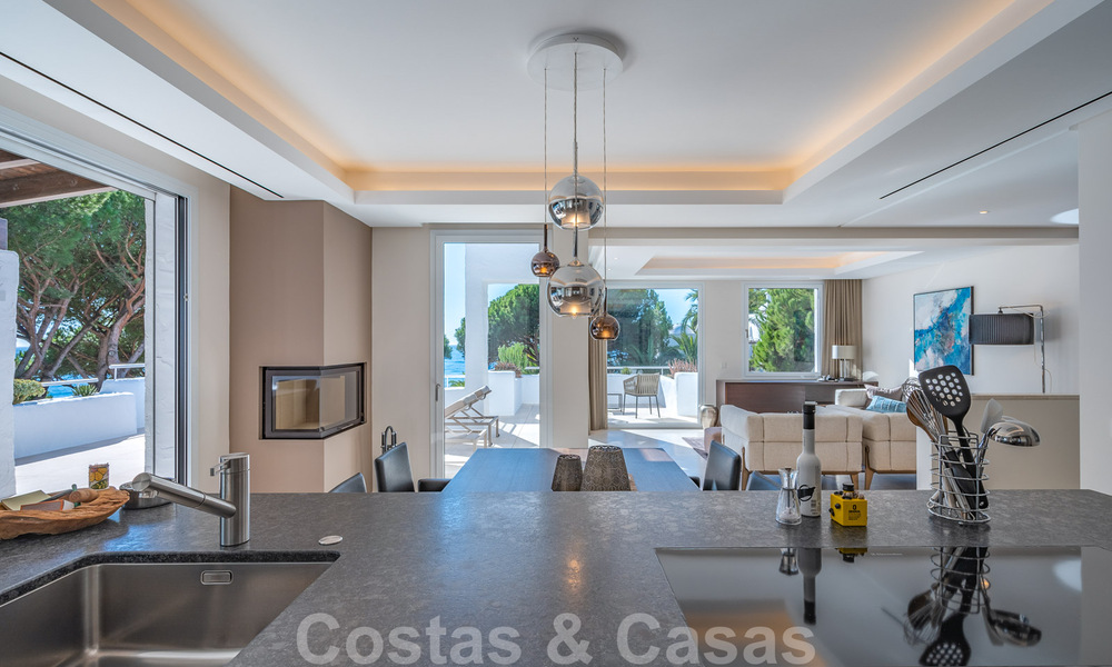Penthouse de luxe contemporain remis à neuf en front de mer à vendre sur le Golden Mile à Marbella 37696