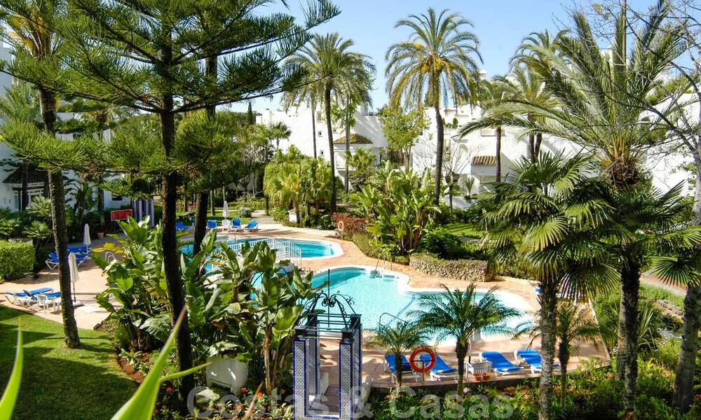 Penthouse de luxe contemporain remis à neuf en front de mer à vendre sur le Golden Mile à Marbella 37702
