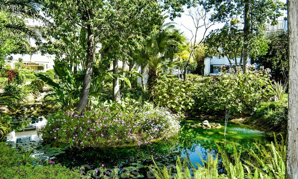 Penthouse de luxe contemporain remis à neuf en front de mer à vendre sur le Golden Mile à Marbella 37704