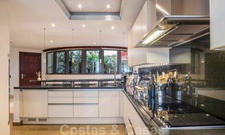 Appartement de luxe en front de mer à vendre avec vue sur la mer à Puerto Banus, Marbella 37713 