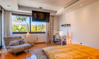 Appartement de luxe en front de mer à vendre avec vue sur la mer à Puerto Banus, Marbella 37714 