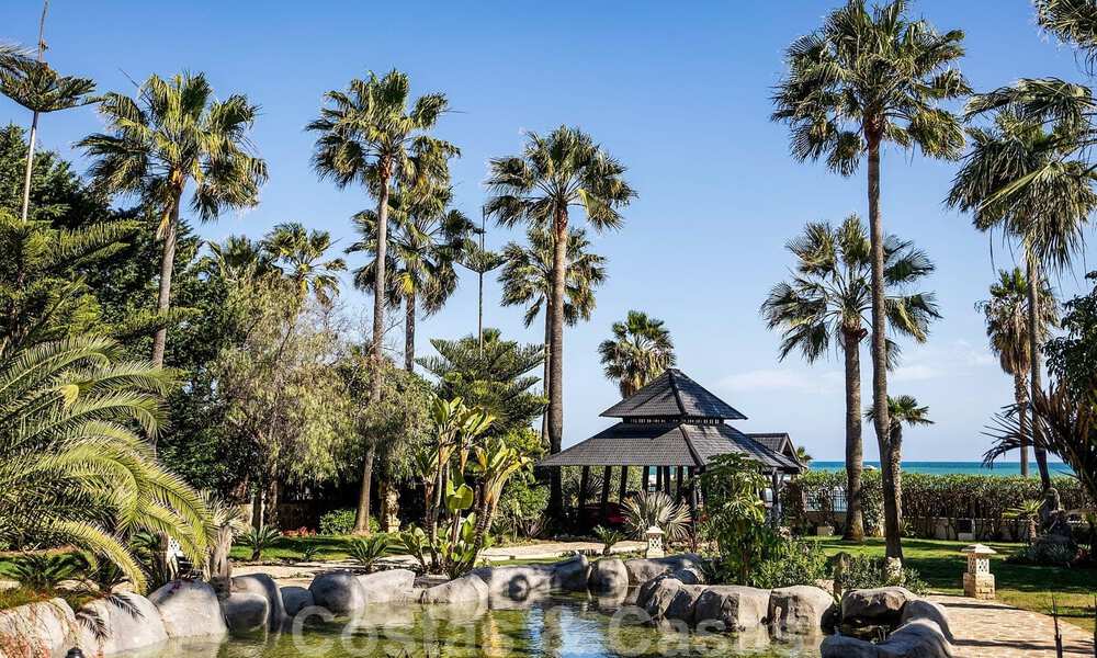 Appartement de luxe en front de mer à vendre avec vue sur la mer à Puerto Banus, Marbella 37724