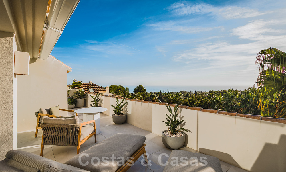 Luxueux penthouse à vendre avec vue sur la mer dans un complexe chic sur le Golden Mile à Marbella 37749
