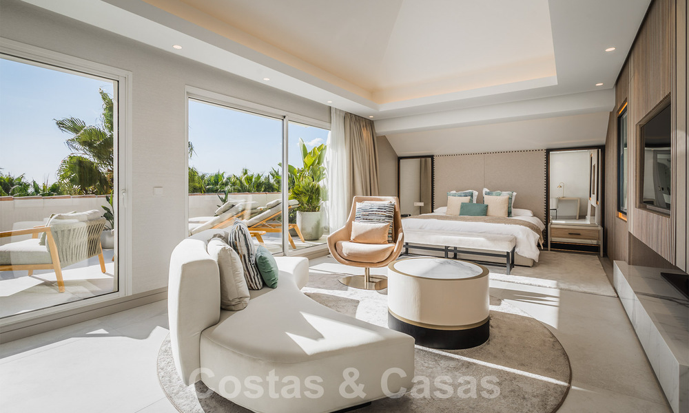 Luxueux penthouse à vendre avec vue sur la mer dans un complexe chic sur le Golden Mile à Marbella 37775