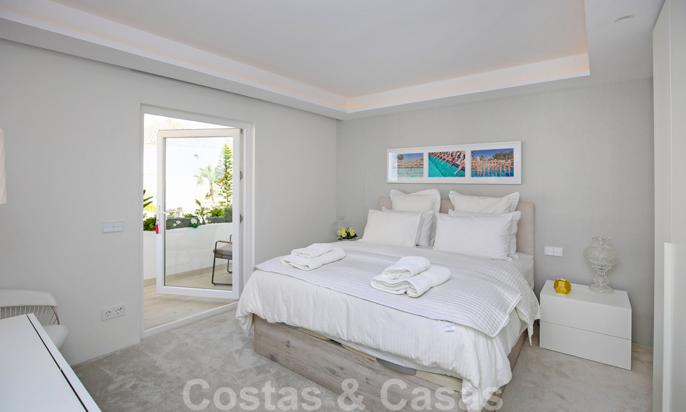 Penthouse de luxe à vendre avec vue sur la mer dans un complexe exclusif sur le fameux Golden Mile, Marbella 38384