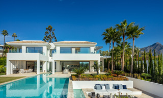 Nouvelle villa de luxe phénoménale et contemporaine à vendre au cœur de la vallée du golf de Nueva Andalucia, à Marbella 37910 