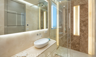 Nouvelle villa de luxe phénoménale et contemporaine à vendre au cœur de la vallée du golf de Nueva Andalucia, à Marbella 37920 