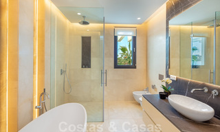 Nouvelle villa de luxe phénoménale et contemporaine à vendre au cœur de la vallée du golf de Nueva Andalucia, à Marbella 37931 