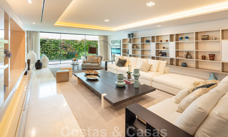 Nouvelle villa de luxe phénoménale et contemporaine à vendre au cœur de la vallée du golf de Nueva Andalucia, à Marbella 37934 