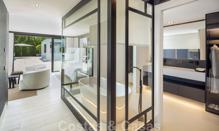 Villa design à vendre dans une oasis de tranquillité et de luxe à Nueva Andalucia, Marbella 37945 