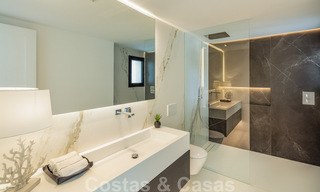Villa design à vendre dans une oasis de tranquillité et de luxe à Nueva Andalucia, Marbella 37951 