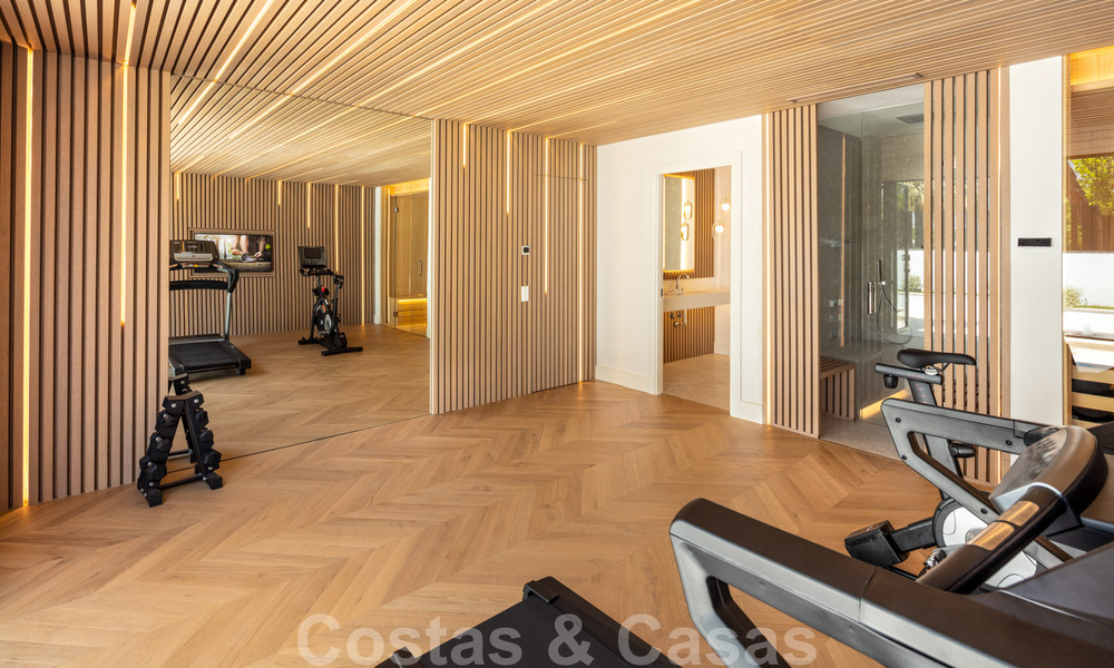 Villa design à vendre dans une oasis de tranquillité et de luxe à Nueva Andalucia, Marbella 37954