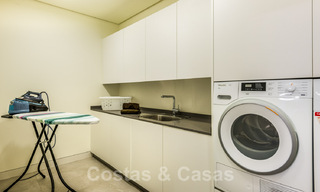 Villa design prête à être emménagée, avec vue magnifique sur le golf, dans une zone de golf prestigieuse à Benahavis - Marbella 38124 