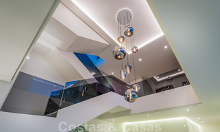 Villa design prête à être emménagée, avec vue magnifique sur le golf, dans une zone de golf prestigieuse à Benahavis - Marbella 38129 