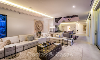 Villa design prête à être emménagée, avec vue magnifique sur le golf, dans une zone de golf prestigieuse à Benahavis - Marbella 38138 