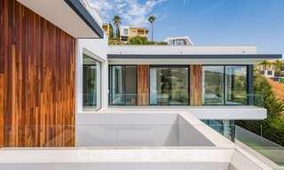 Villa design prête à être emménagée, avec vue magnifique sur le golf, dans une zone de golf prestigieuse à Benahavis - Marbella 38140 